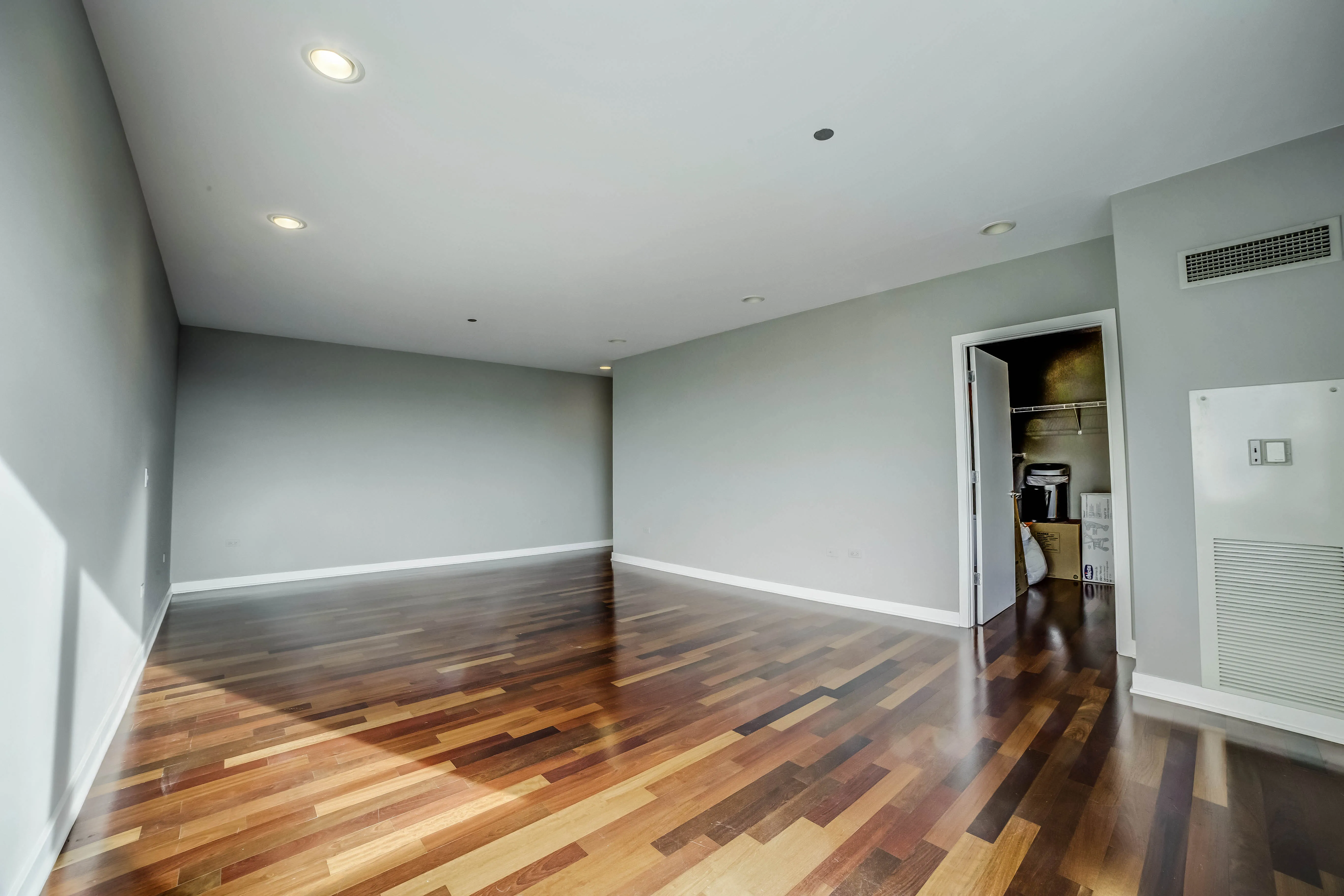 737 W WASHINGTON BLVD 60661-Skybridge-unit#1708-Chicago-IL