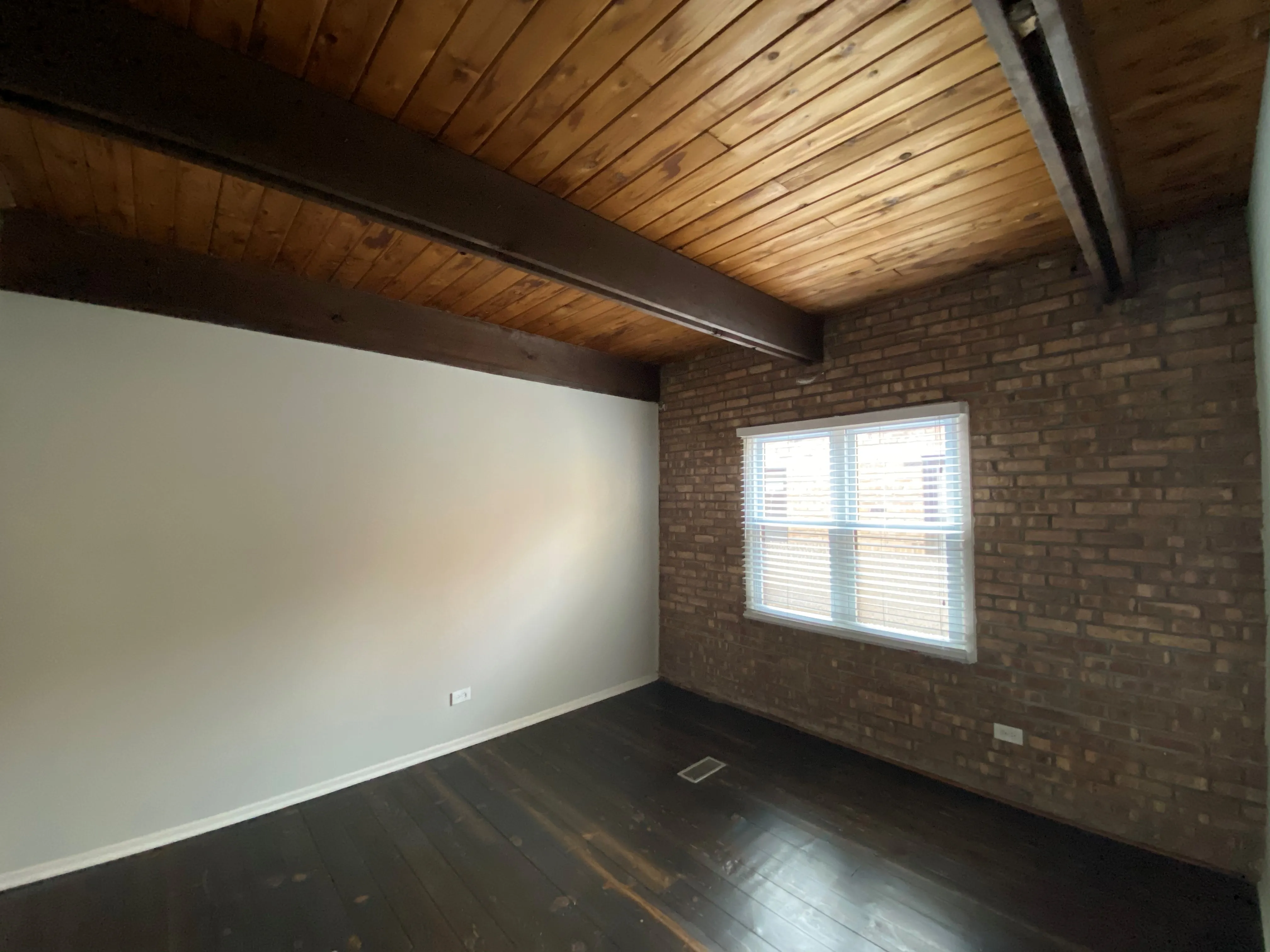 2714 North Mildred Apartments