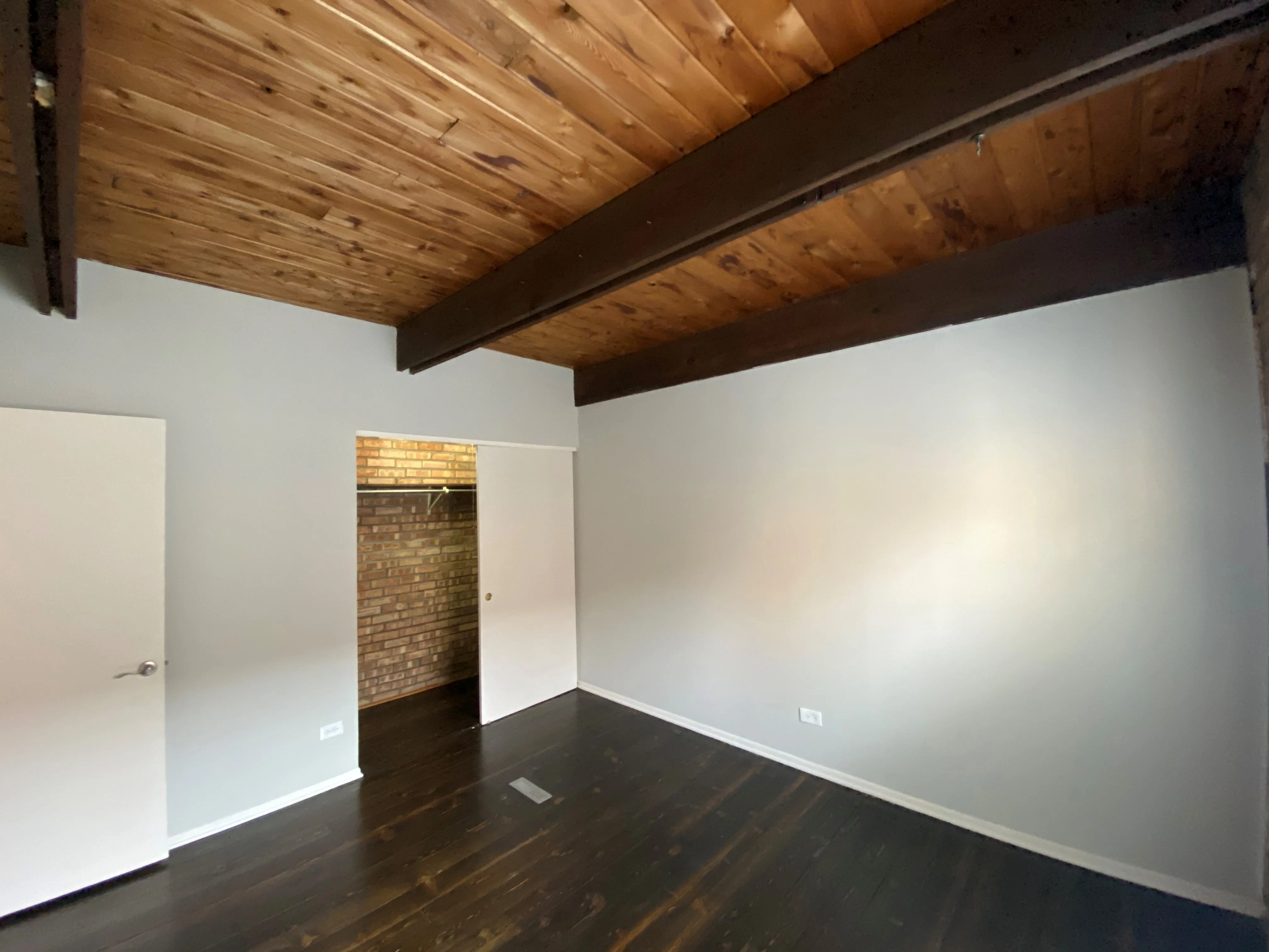 2714 North Mildred Apartments