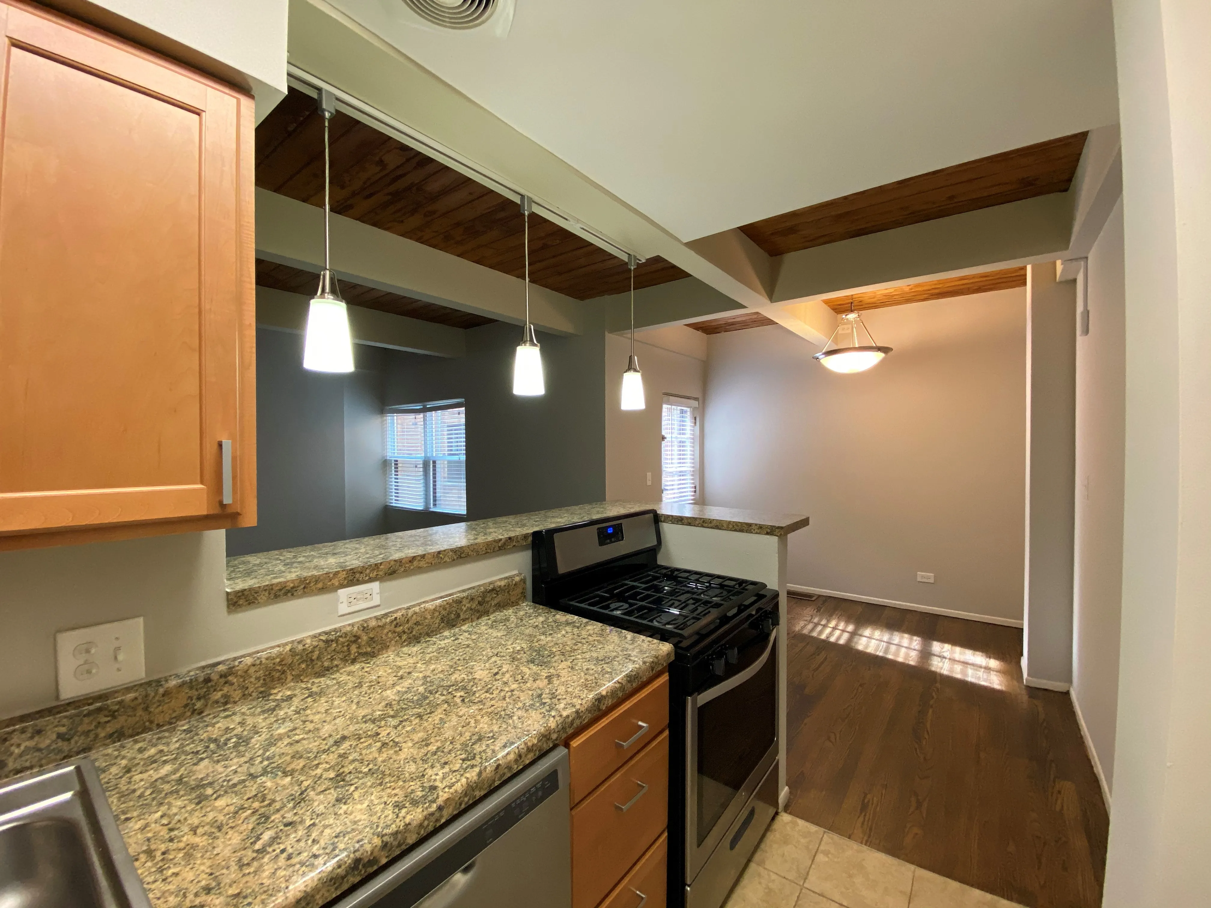 2714 North Mildred Apartments