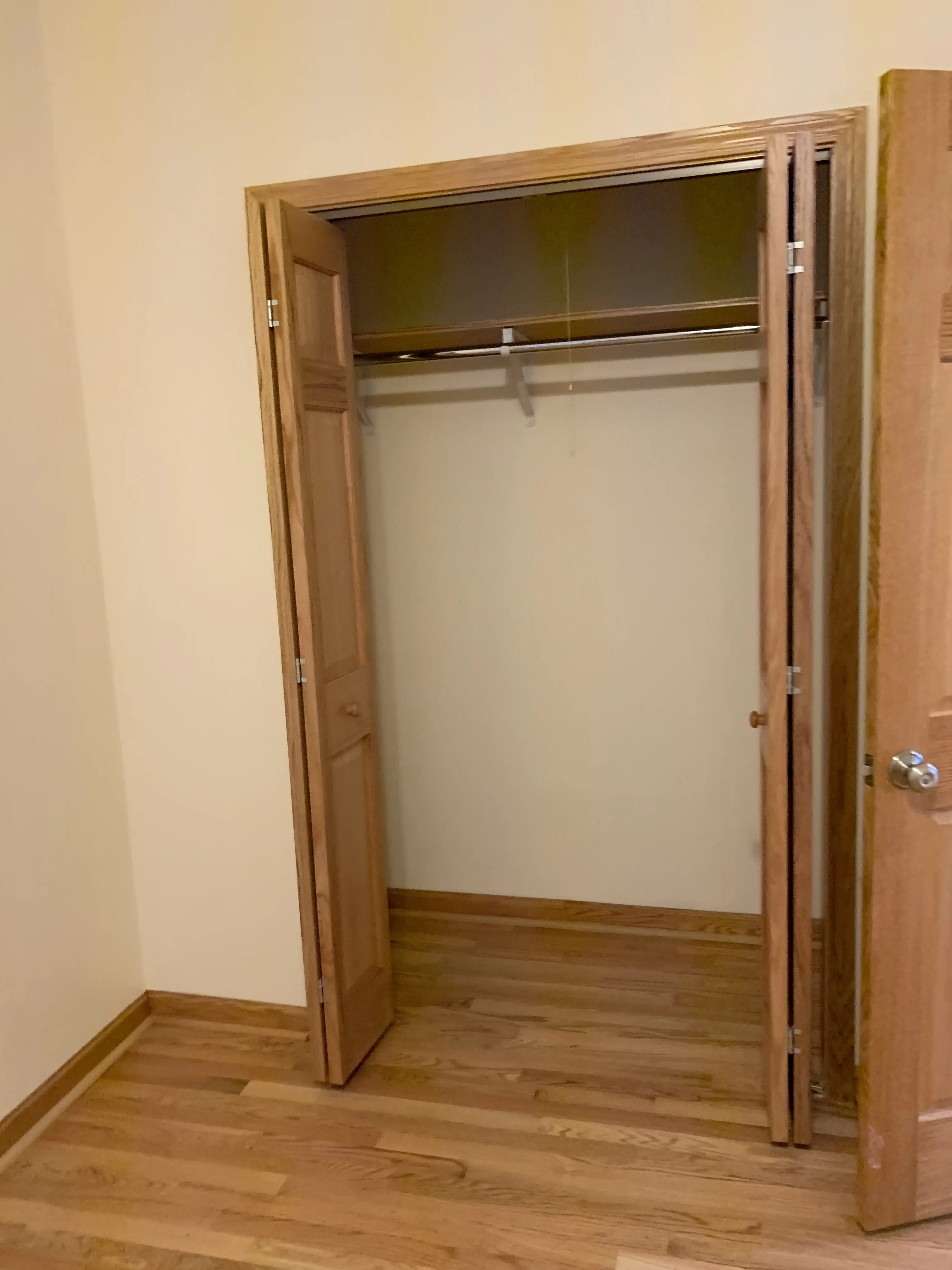 5554 N Broadway 60640-unit#2F-Chicago-IL