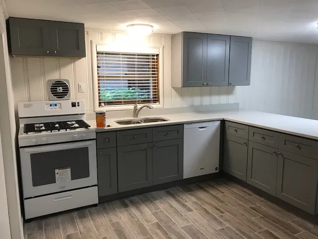 2224 W ARGYLE ST 60625-unit#GARDN-Chicago-IL