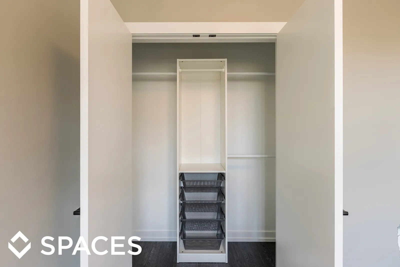 model apartment kitechen with wood floors at Clarkview Apartments