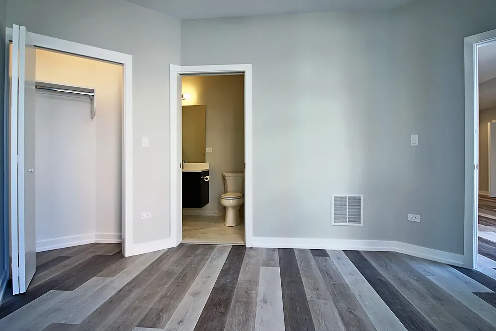 model living room at 713 North Milwaukee Apartments in Chicago