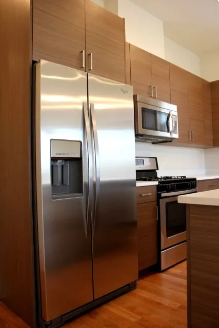 1952 West Erie Apartments