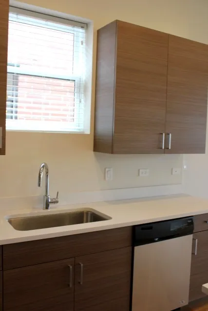 1952 West Erie Apartments