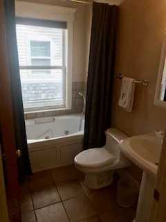 1843 W WAVELAND AVE 60613-1843 W. Waveland, LLC-unit#2-Chicago-IL
