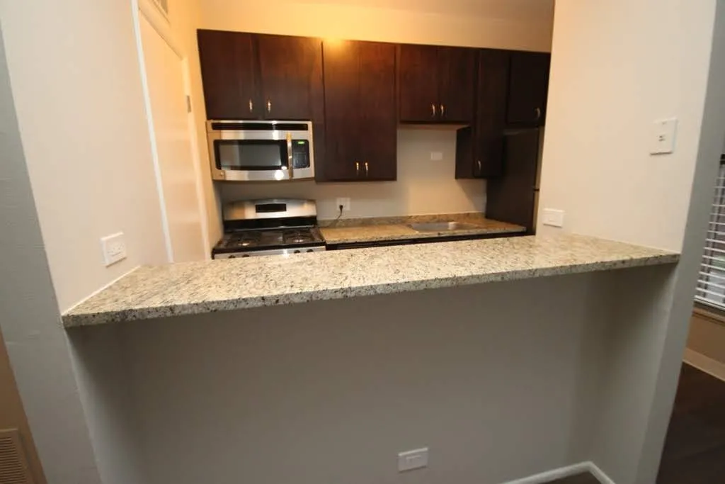 1816 N Halsted Apartments