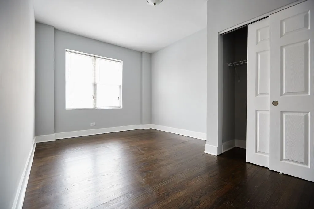 model modern kitchen at 2128 North Sawyer Apartments