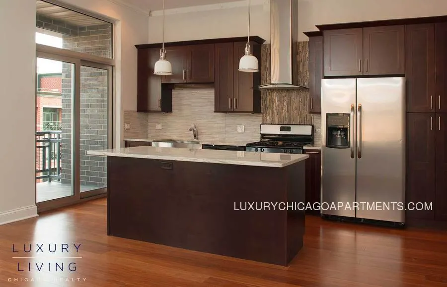 model kitchen at The Aberdeen West Loop Apartments