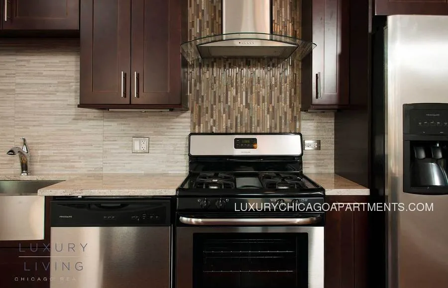 model kitchen at The Aberdeen West Loop Apartments