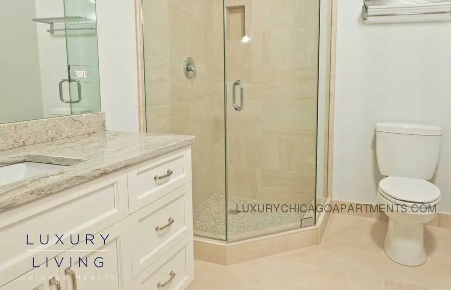 model kitchen at The Aberdeen West Loop Apartments