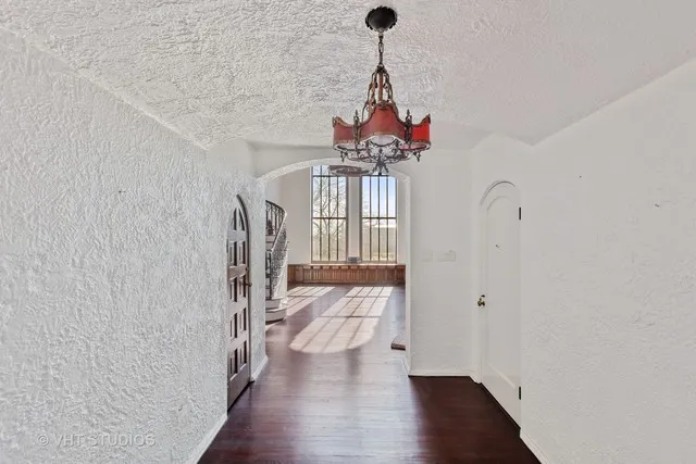 Jackson Tower Apartments