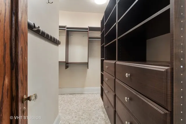 Jackson Tower Apartments