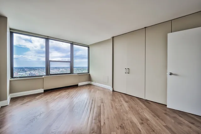 James House Apartments