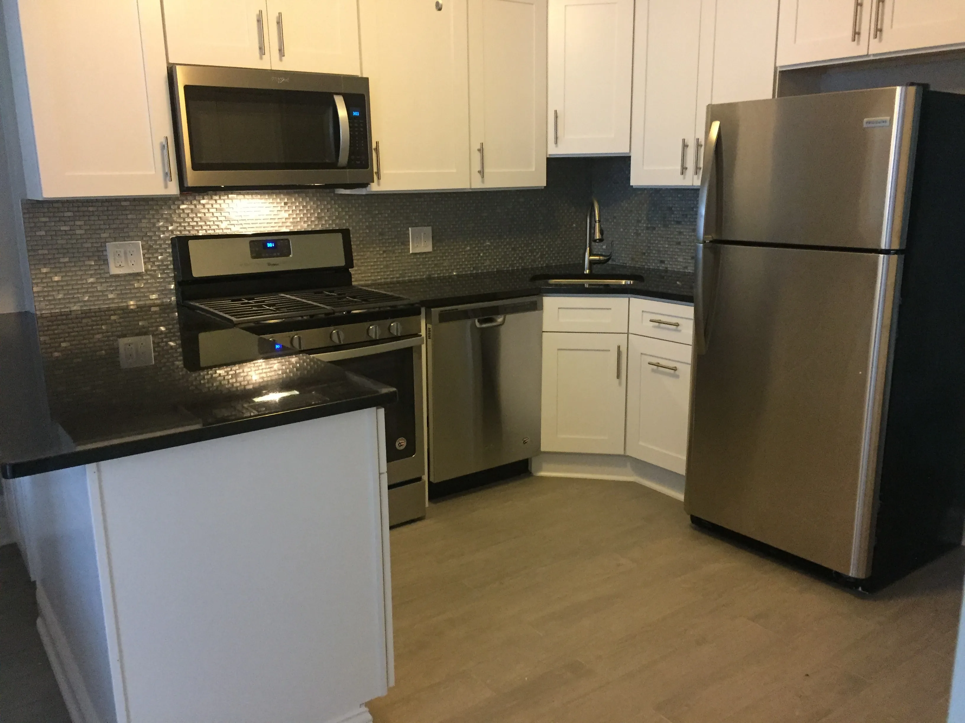 2240 W AINSLIE ST 60625-Ainslie Apartments-unit#01-Chicago-IL