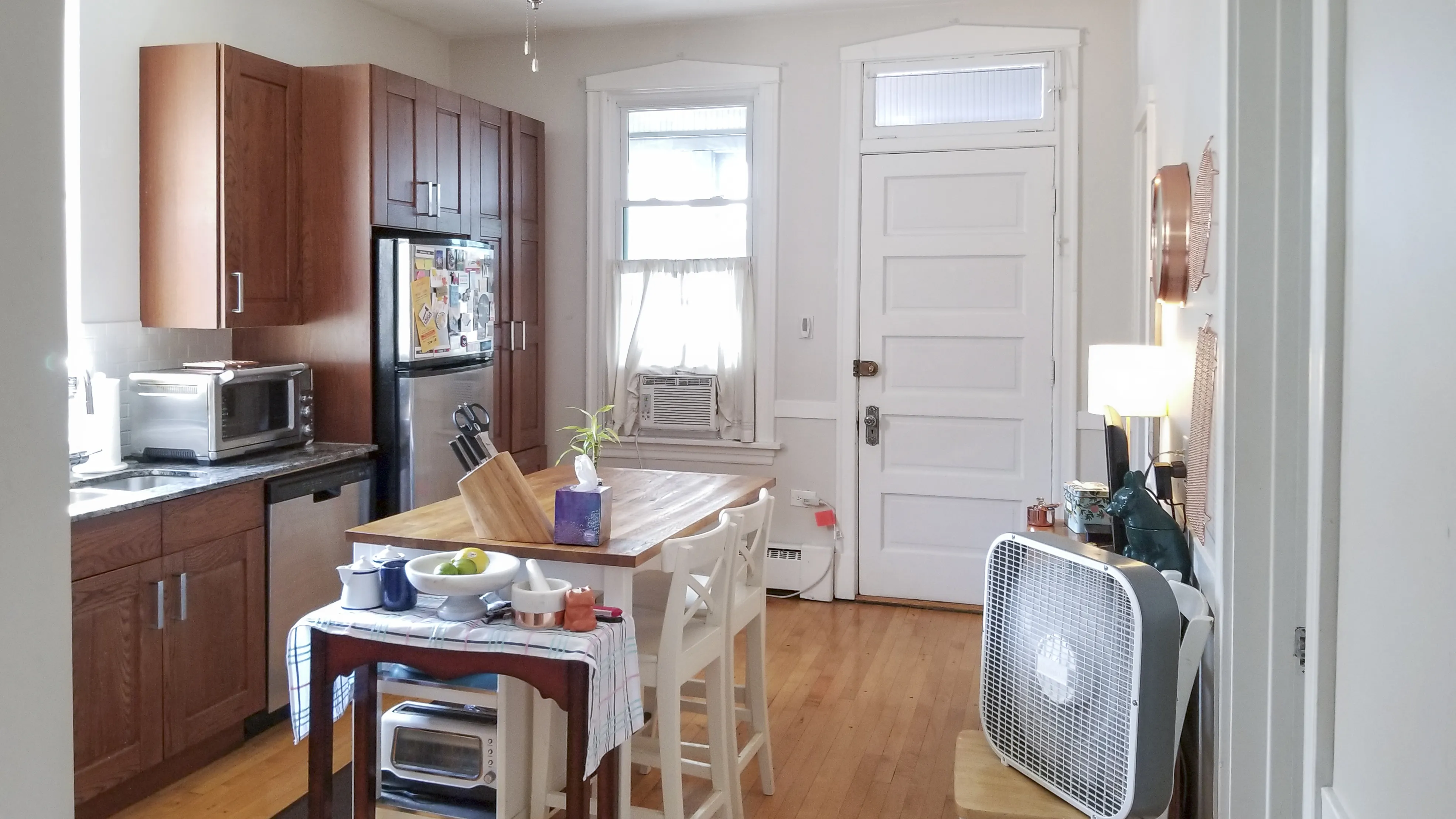 2017 W CULLOM AVE 60618-2017 W. Cullom-unit#02-Chicago-IL
