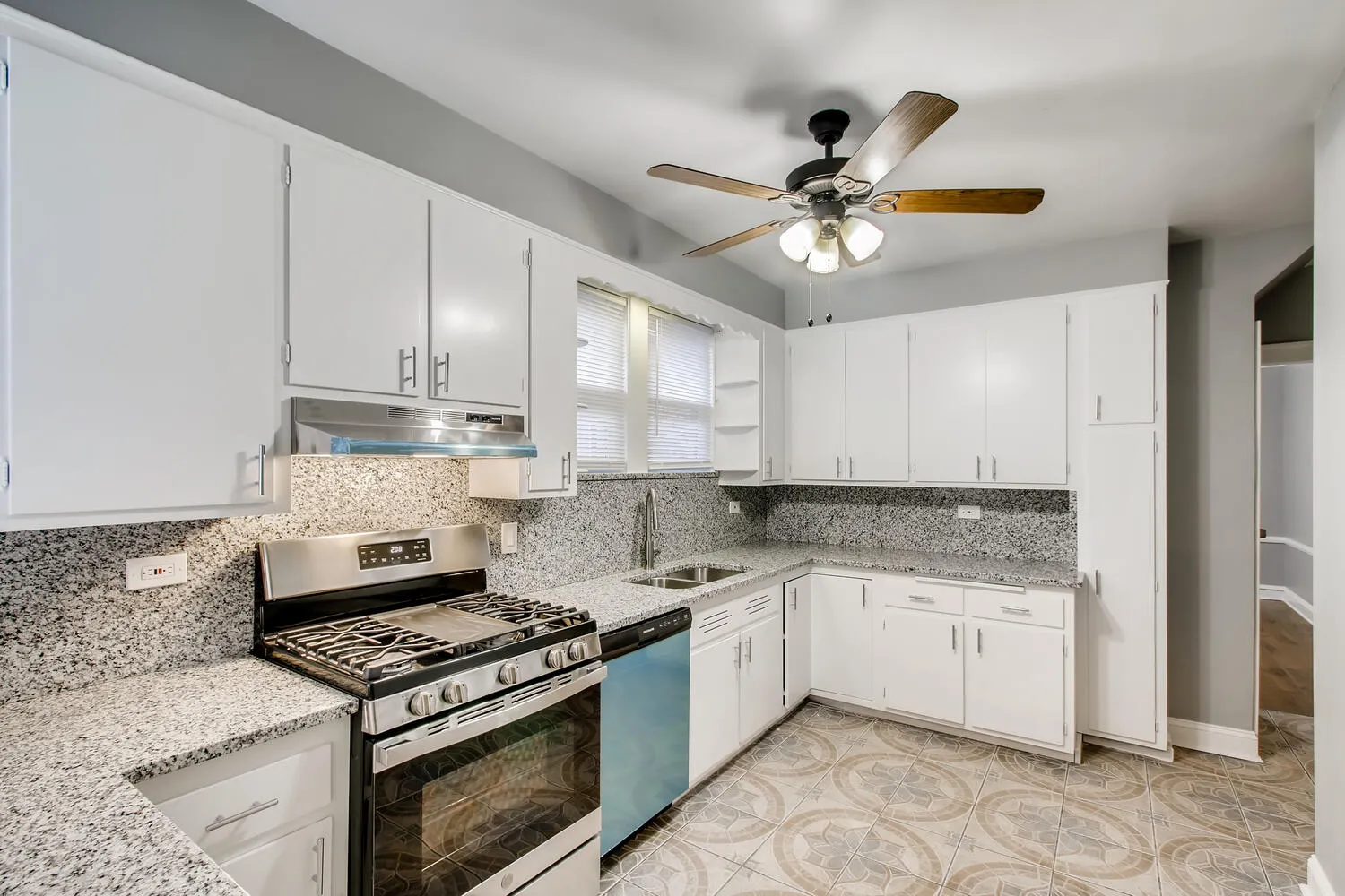 2943 N MONT CLARE AVE 60634-Chicago-IL