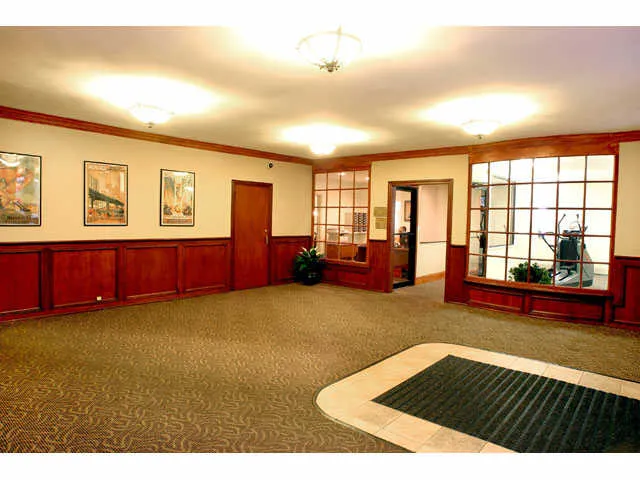 Shorewind Towers Apartments