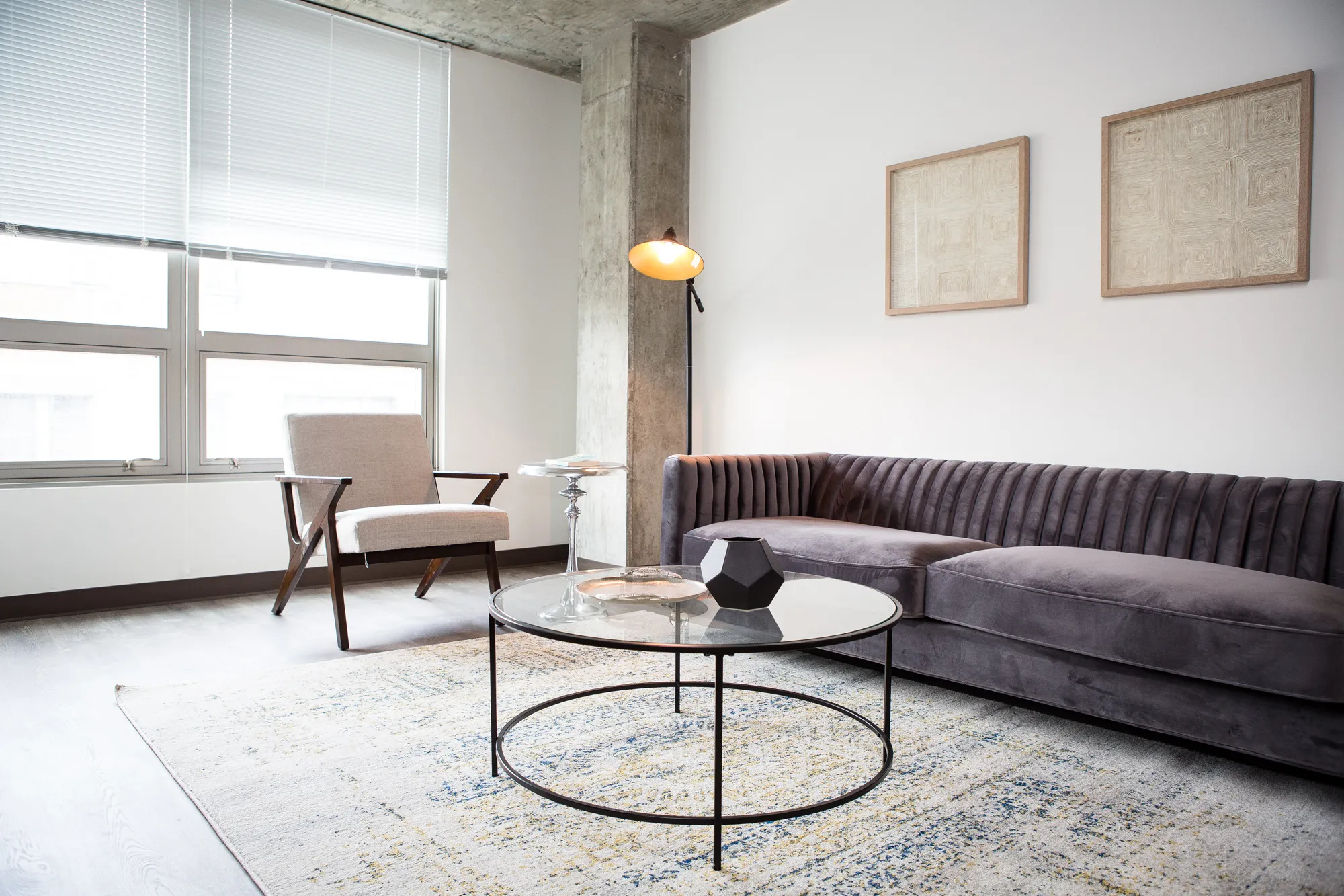 Lakeview 3200 Apartments