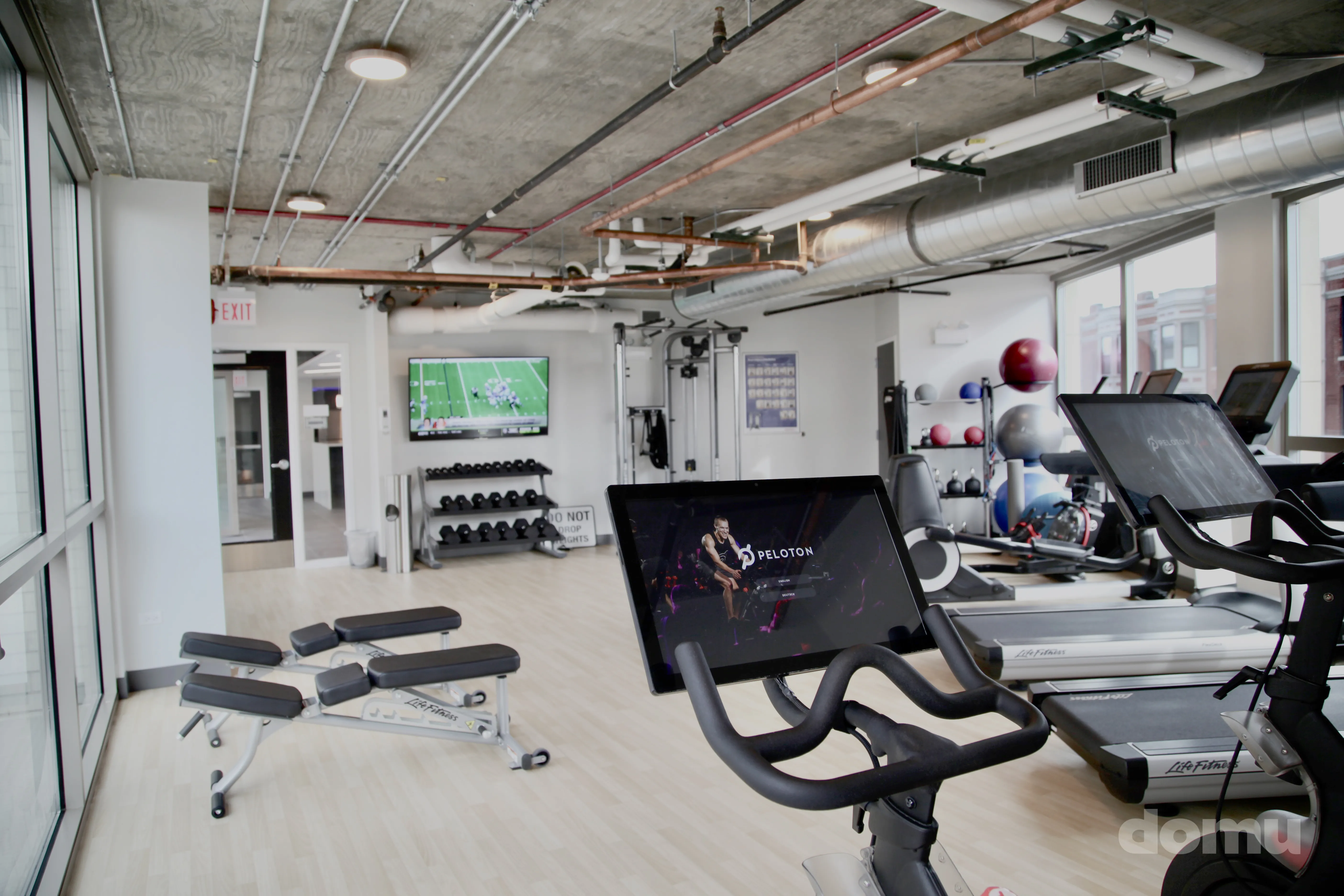 Lakeview 3200 Apartments