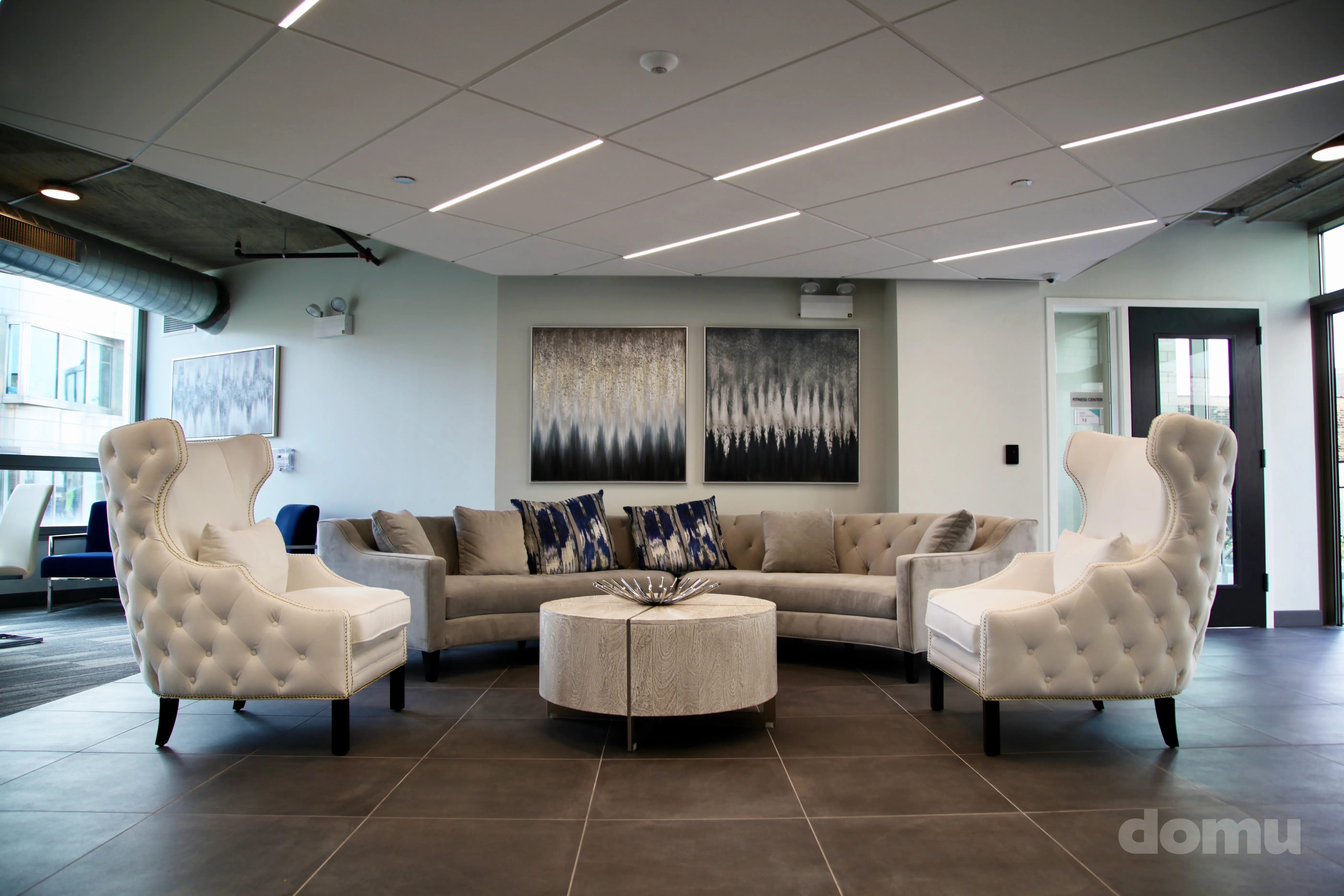 Lakeview 3200 Apartments