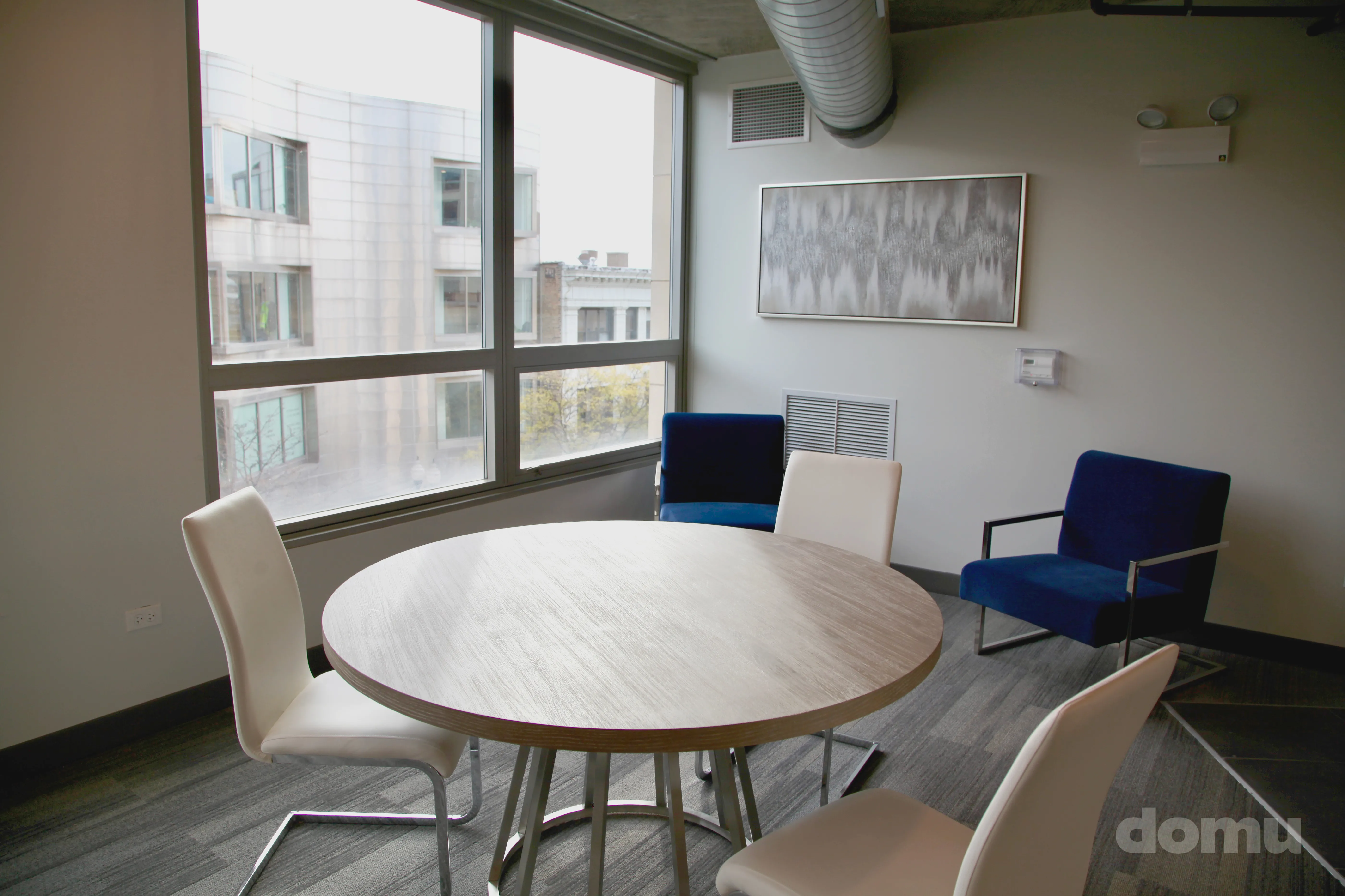 Lakeview 3200 Apartments