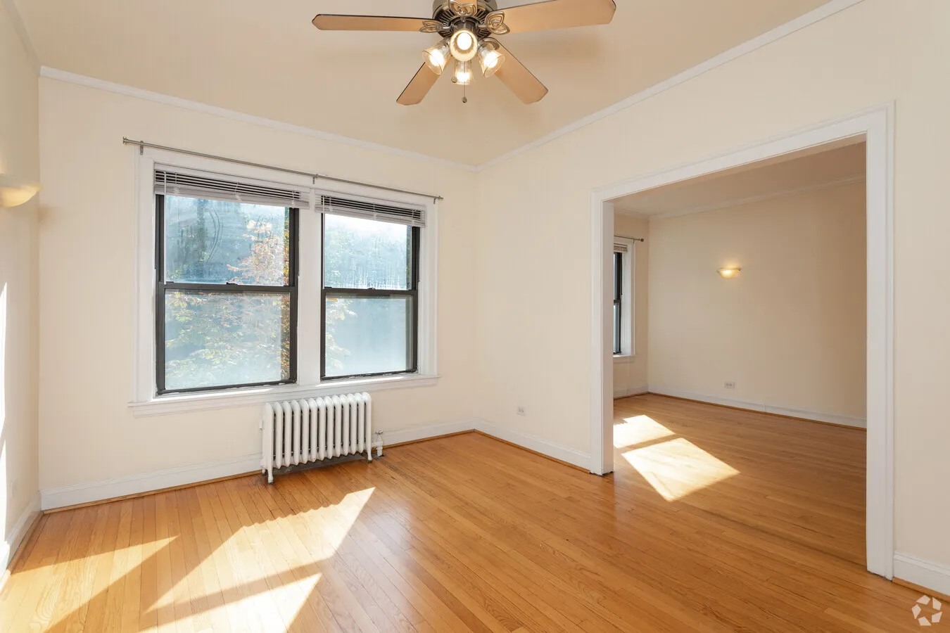 520-28 W Surf Apartments