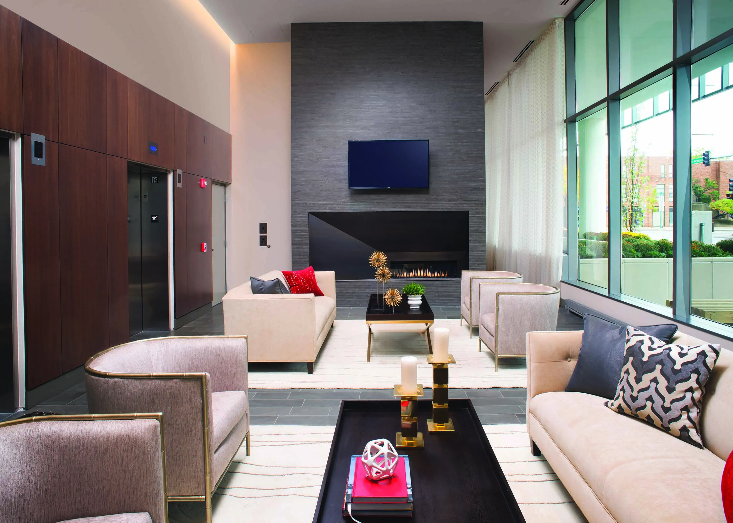 Vantage Oak Park Apartments