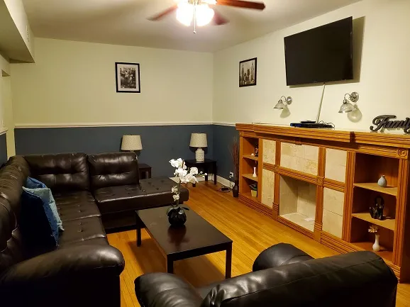 3565 W LYNDALE ST 60647-unit#2E-Chicago-IL