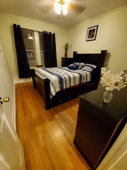 3565 W LYNDALE ST 60647-unit#2E-Chicago-IL