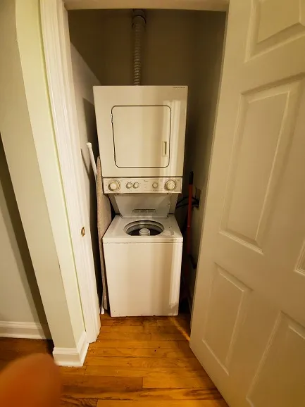 3565 W LYNDALE ST 60647-unit#2E-Chicago-IL