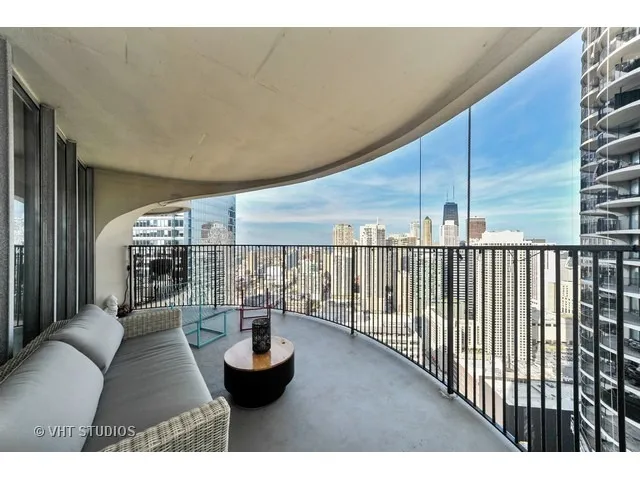300 N STATE ST 60654-Marina City-Chicago-IL