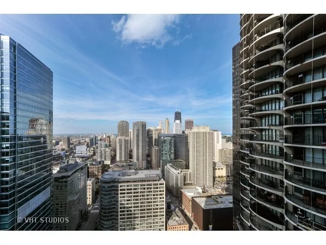 300 N STATE ST 60654-Marina City-Chicago-IL