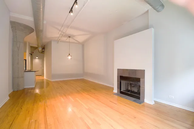 Metropolitan Place Apartments