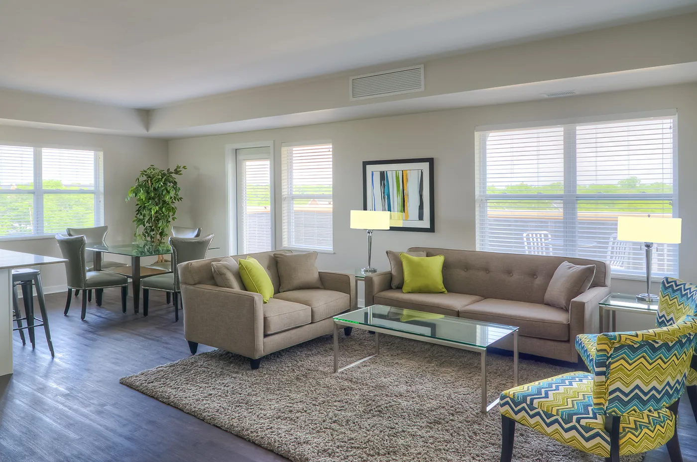 amenity apartments at Midtown Square Apartments in Glenview, IL