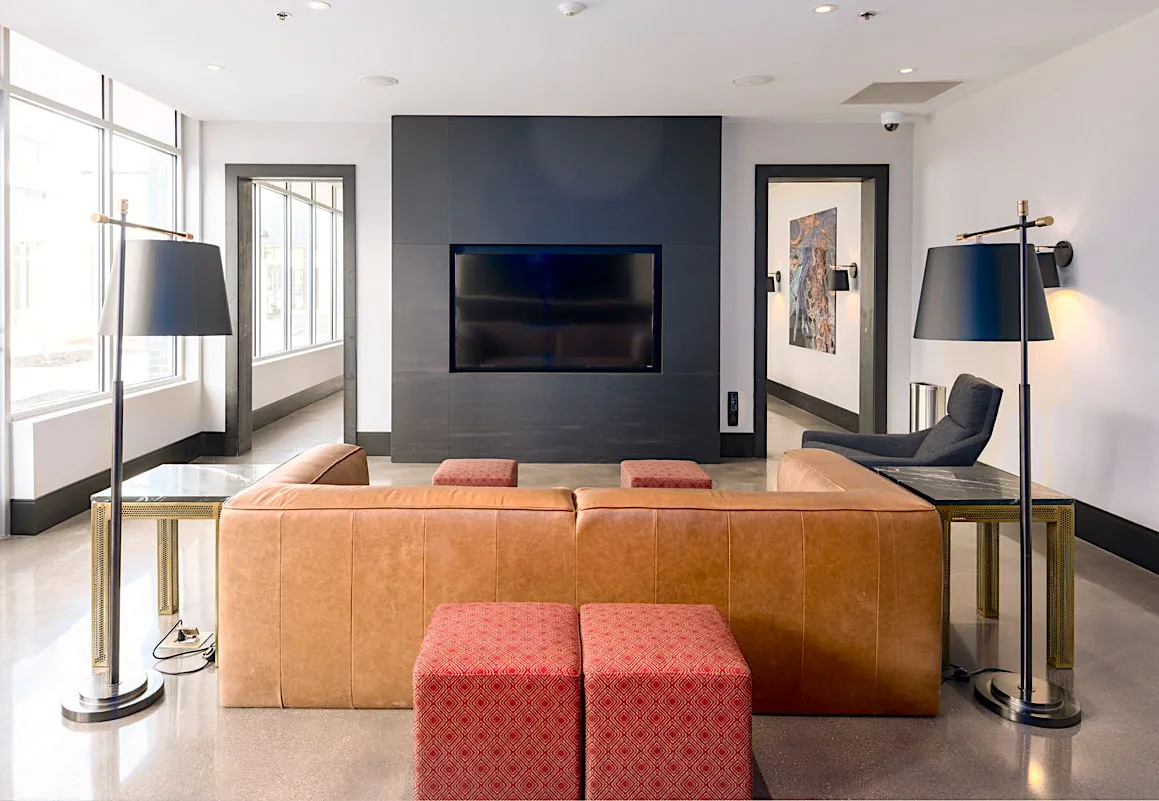 Mode Logan Square Apartments