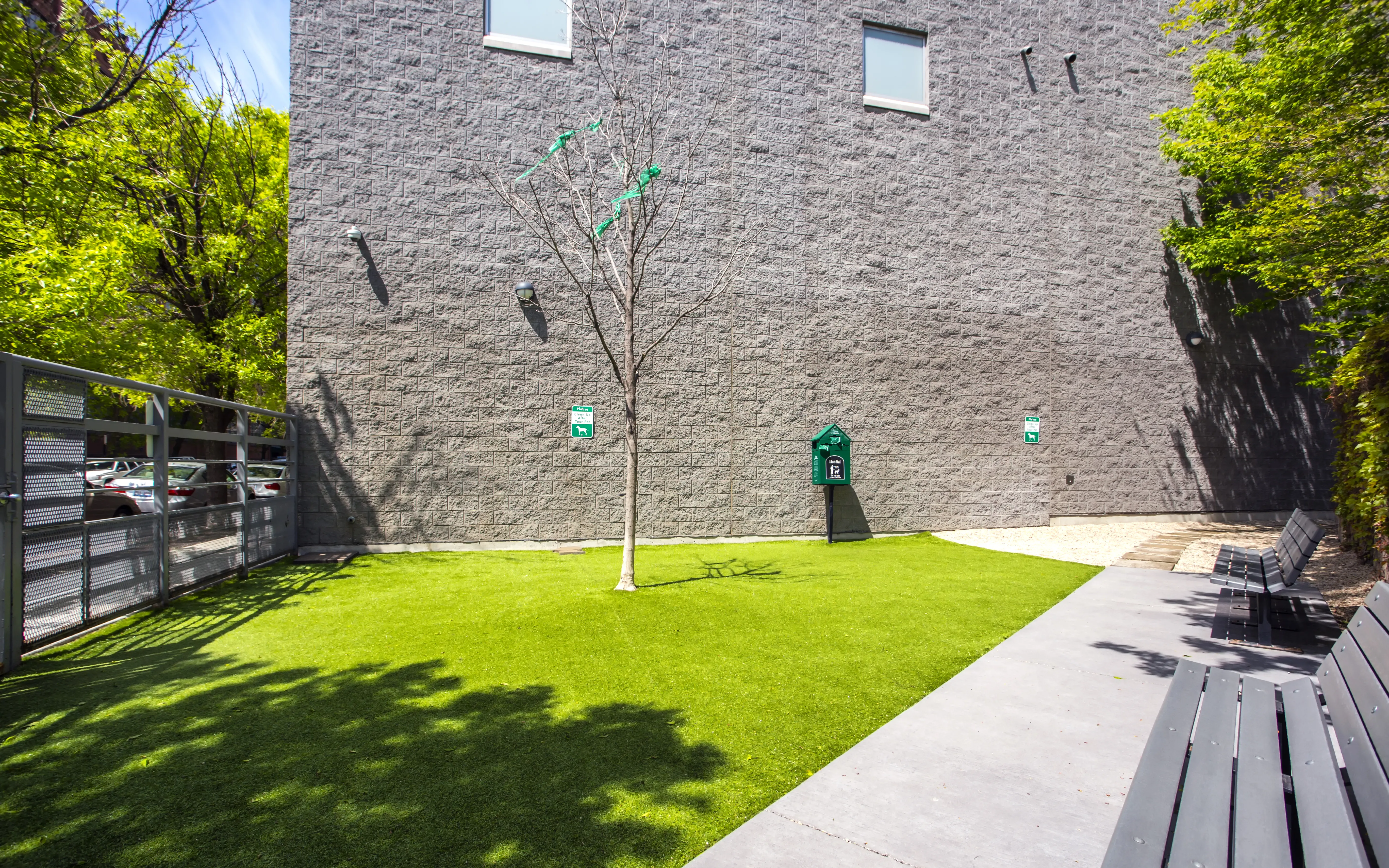 living room and view of chicago at Mondial River West Apartments