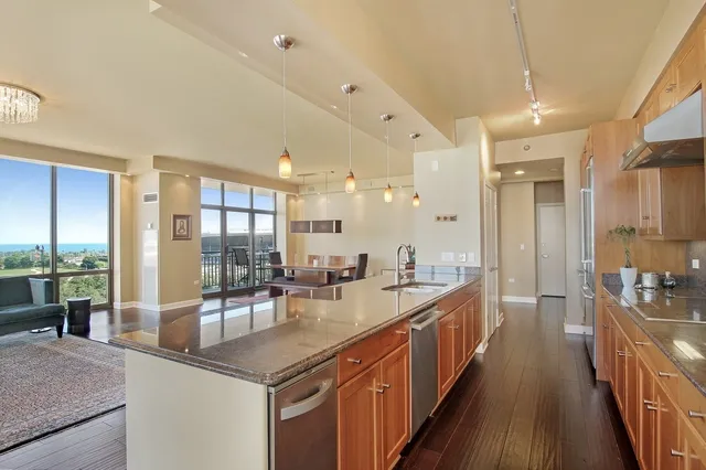 Museum Park Tower II Apartments