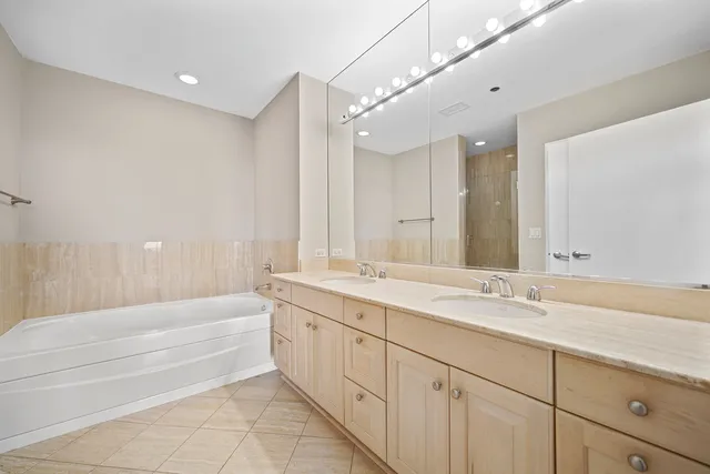 Museum Park Tower II Apartments