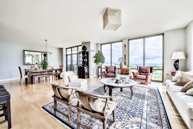 Museum Park Tower II Apartments