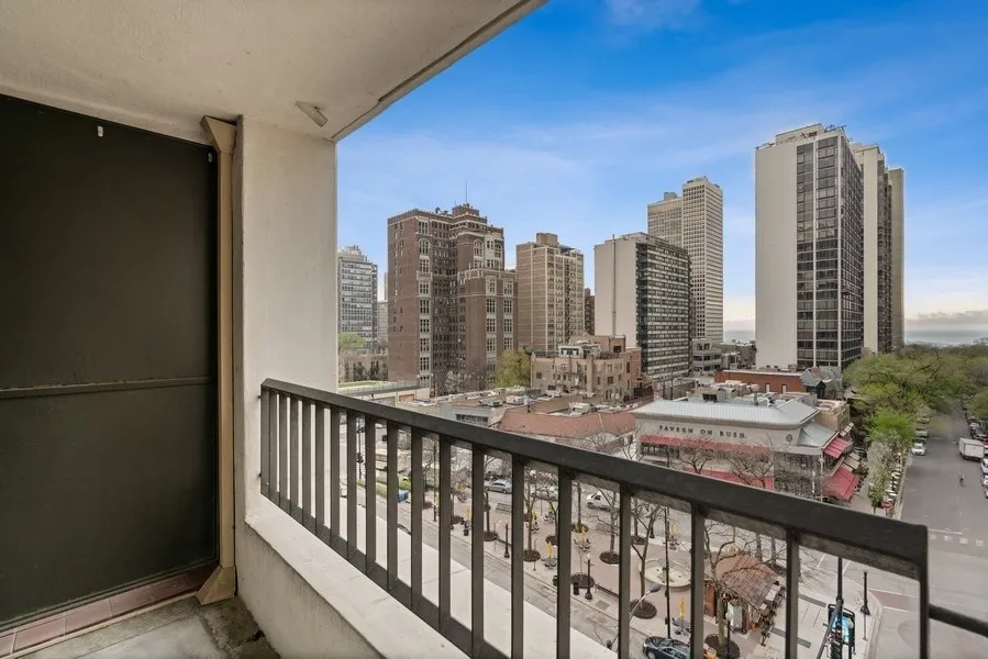 Newberry Plaza Apartments