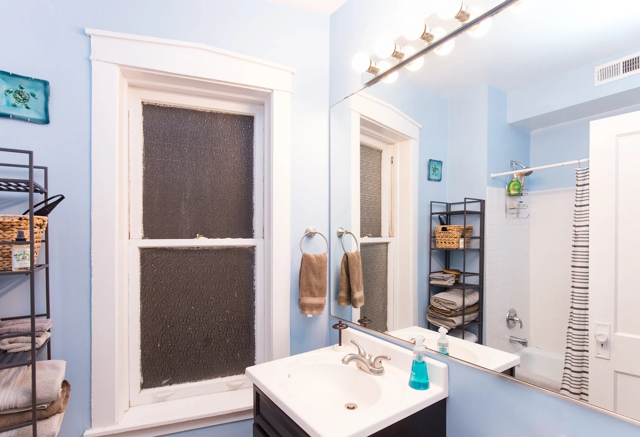 825 W NEWPORT AVE 60657-unit#02-Chicago-IL