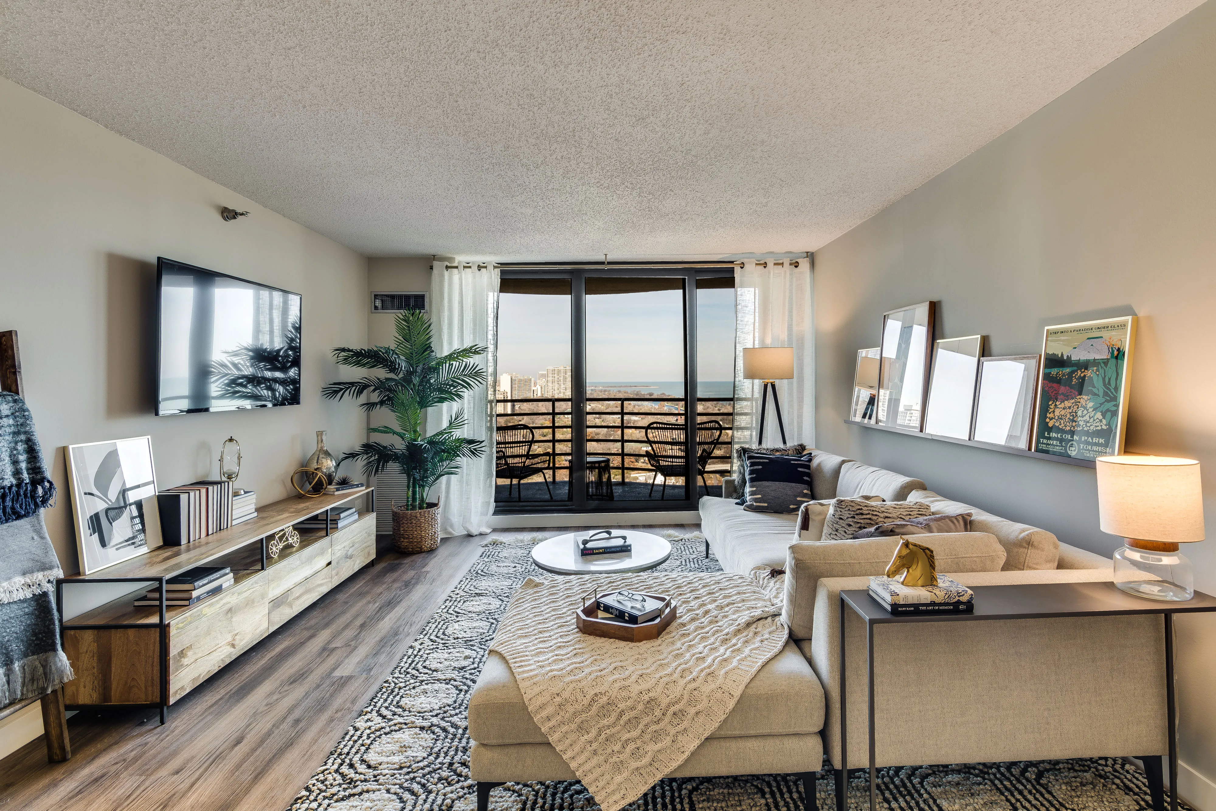 one bedroom model unit at Eugenie Terrace on the Park Apartments