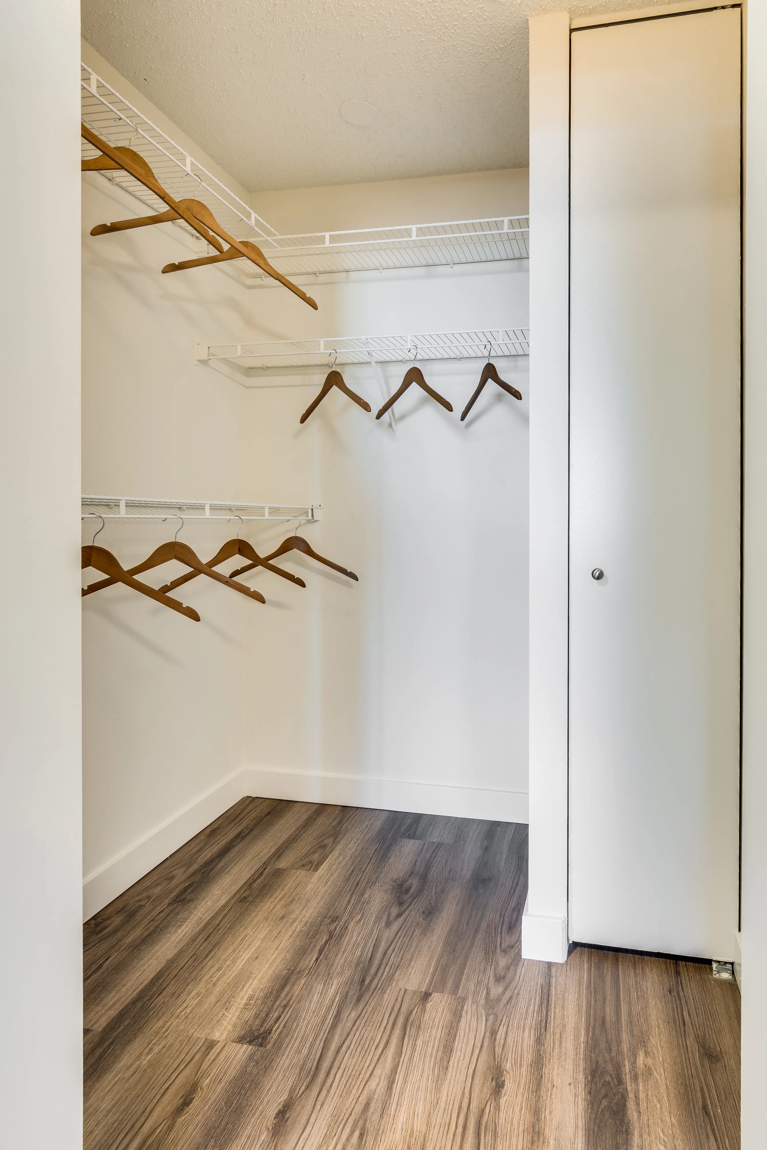 one bedroom model unit at Eugenie Terrace on the Park Apartments