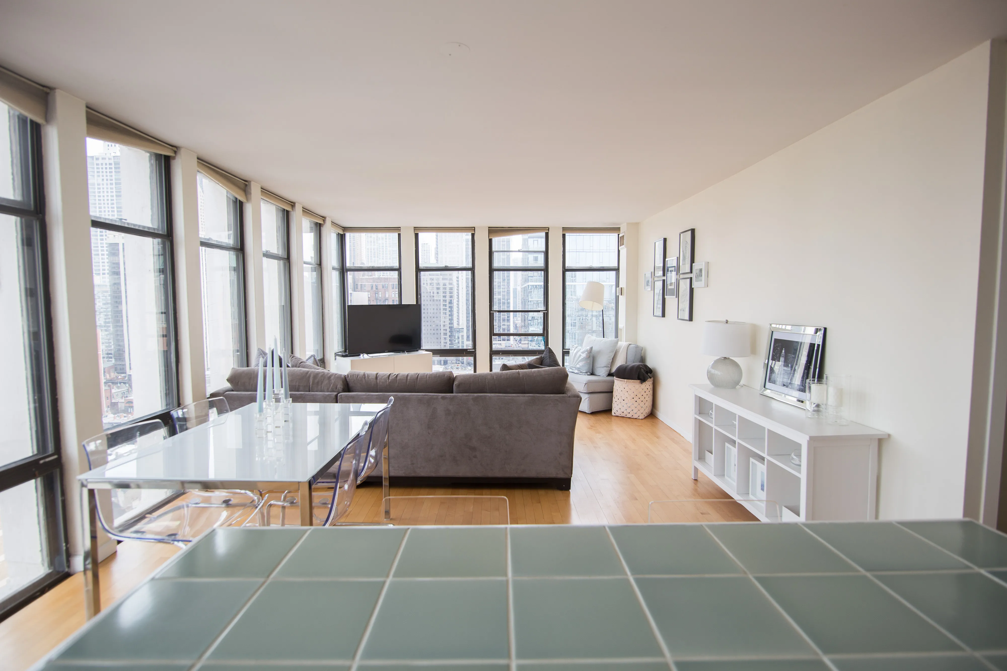 One East Scott Apartments