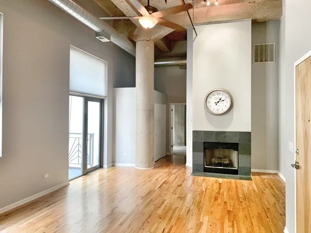 One River Place Apartments