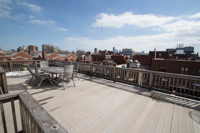 800 West Lill Apartments