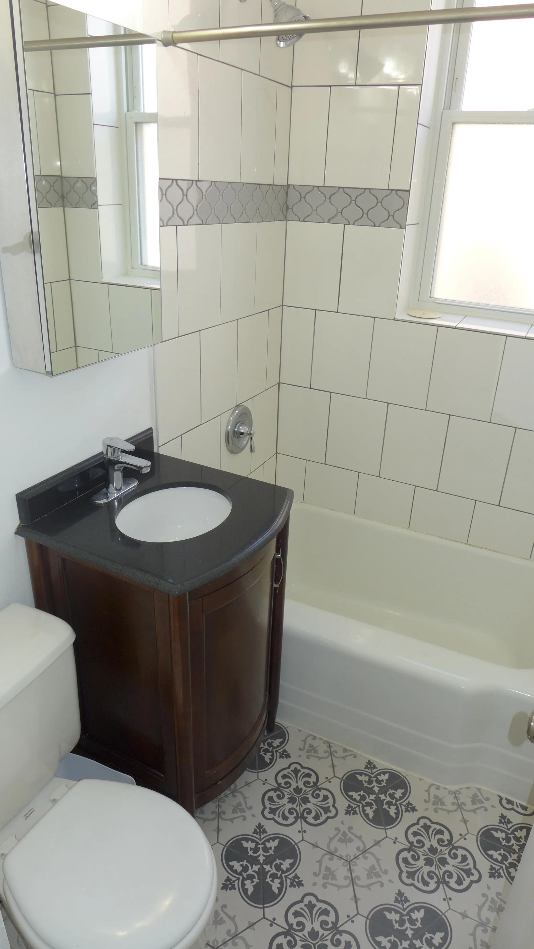 1237 W ADDISON ST 60613-unit#Apt 2-Chicago-IL