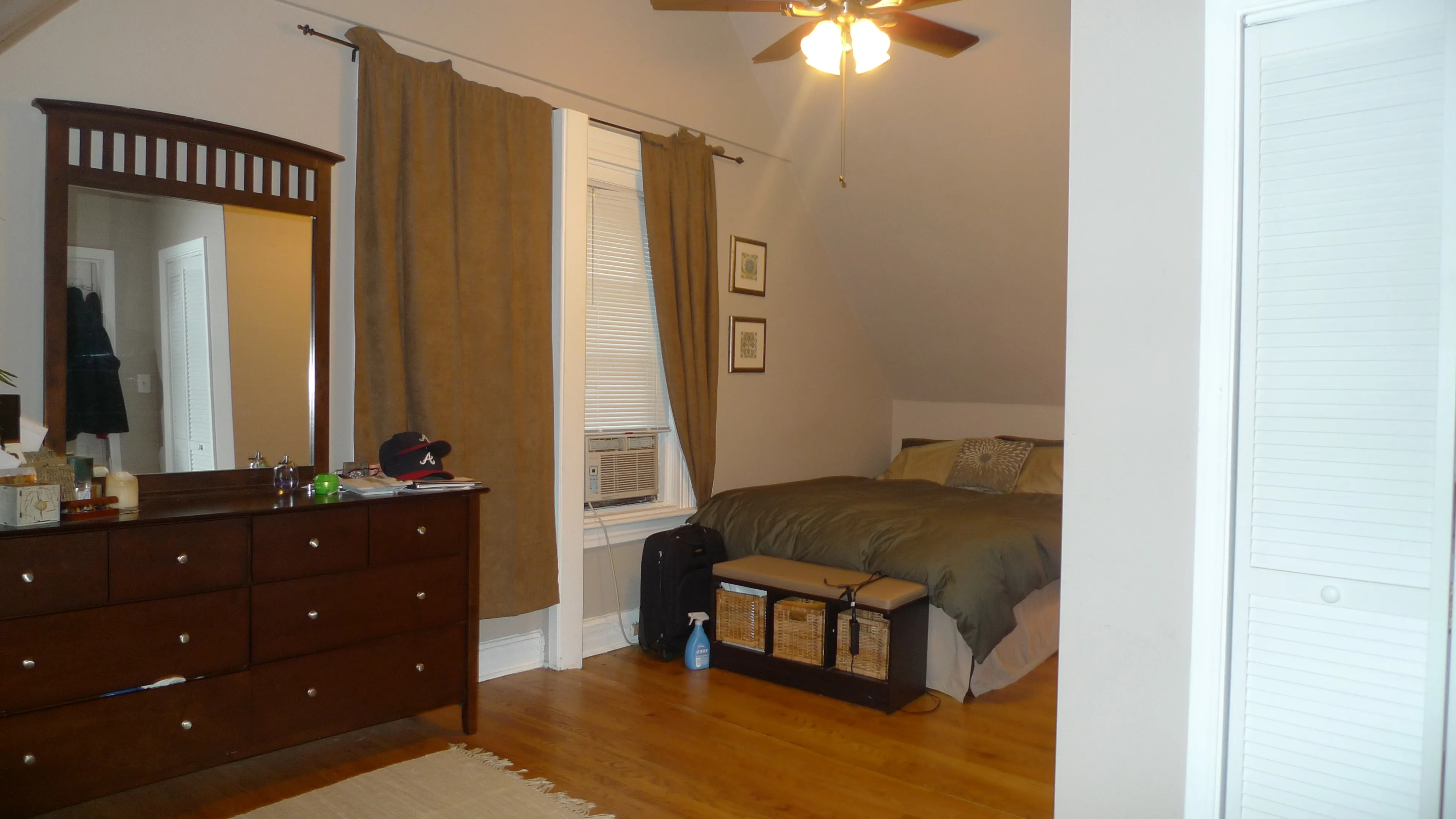 1210 W OAKDALE AVE 60657-unit#2-Chicago-IL